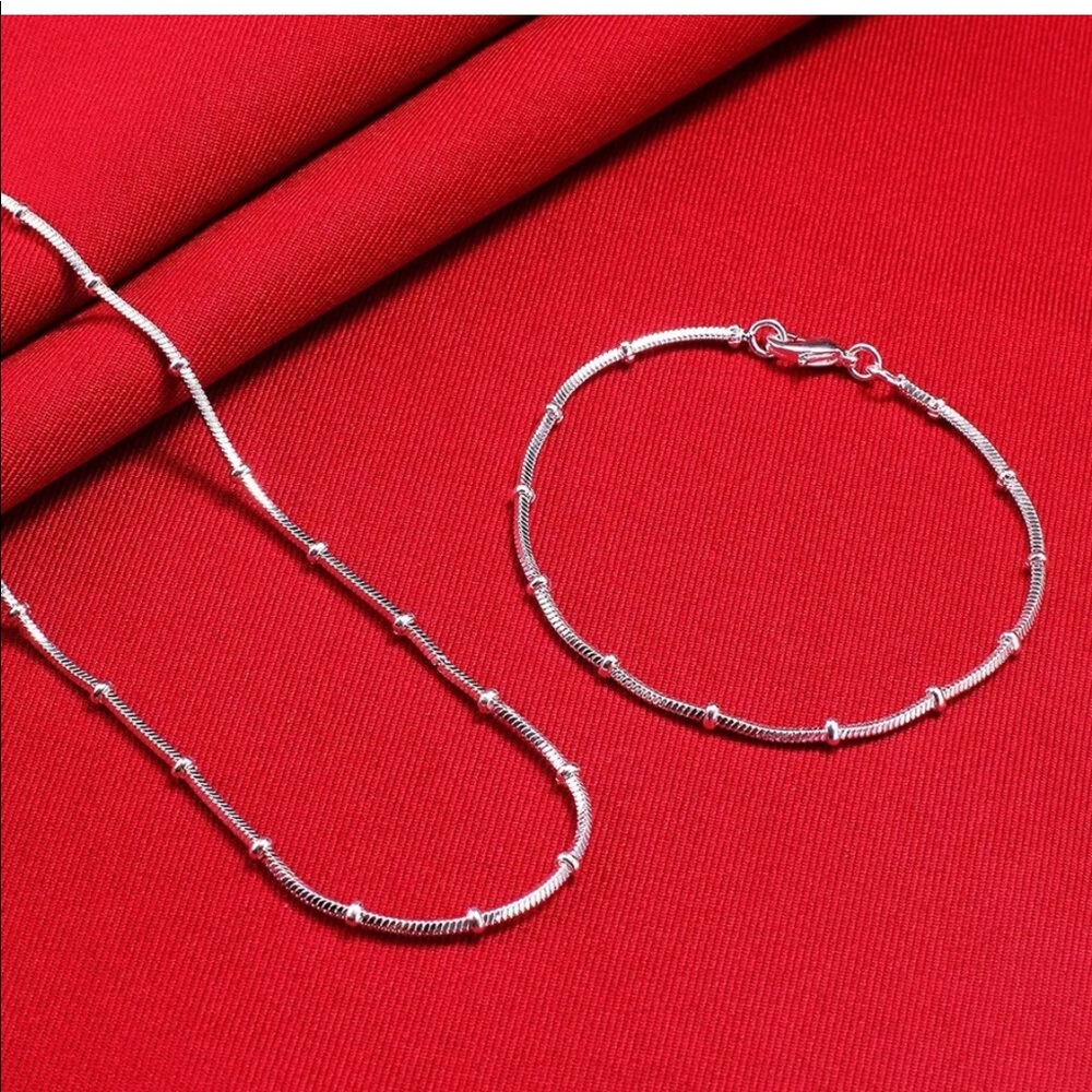 🎉Beautiful 925 Silver Necklace & Bracelet Set